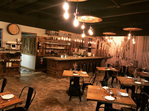 EL Patio Live By Restaurant